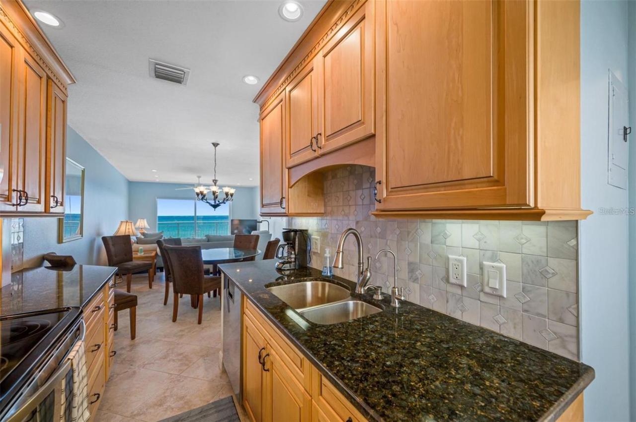 Oceanfront View Of Madeira Beach, Steps To The Beach - Madeira Norte Condo St. Pete Beach Extérieur photo