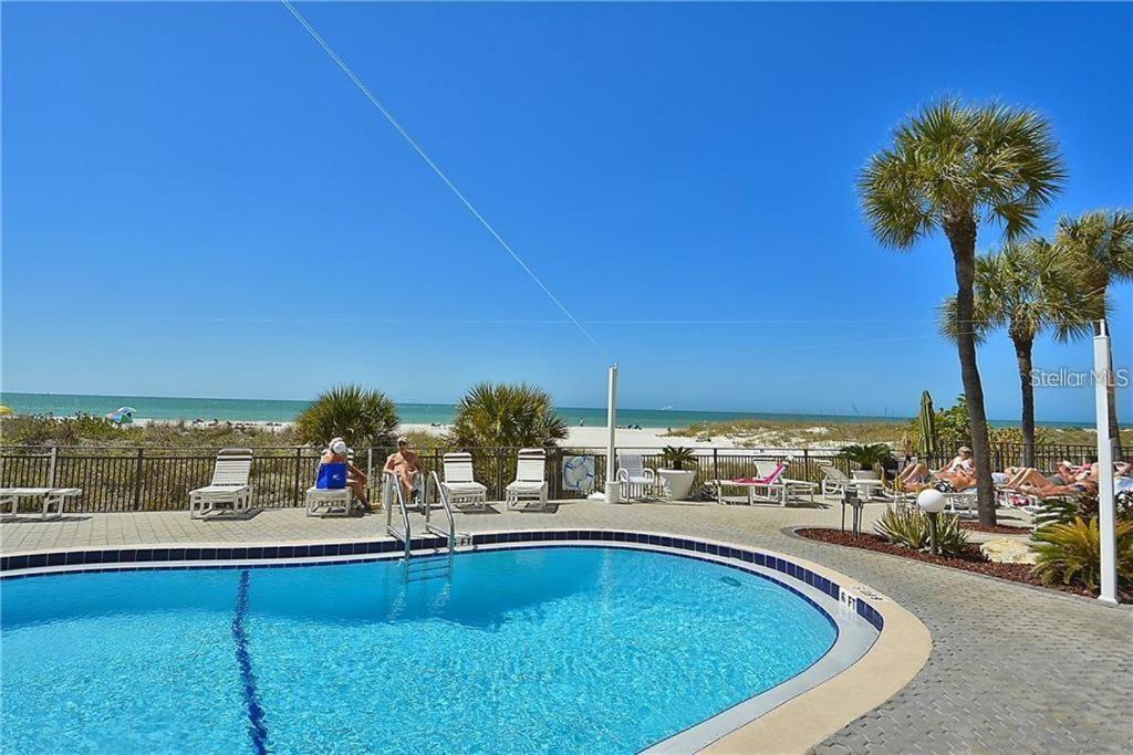 Oceanfront View Of Madeira Beach, Steps To The Beach - Madeira Norte Condo St. Pete Beach Extérieur photo