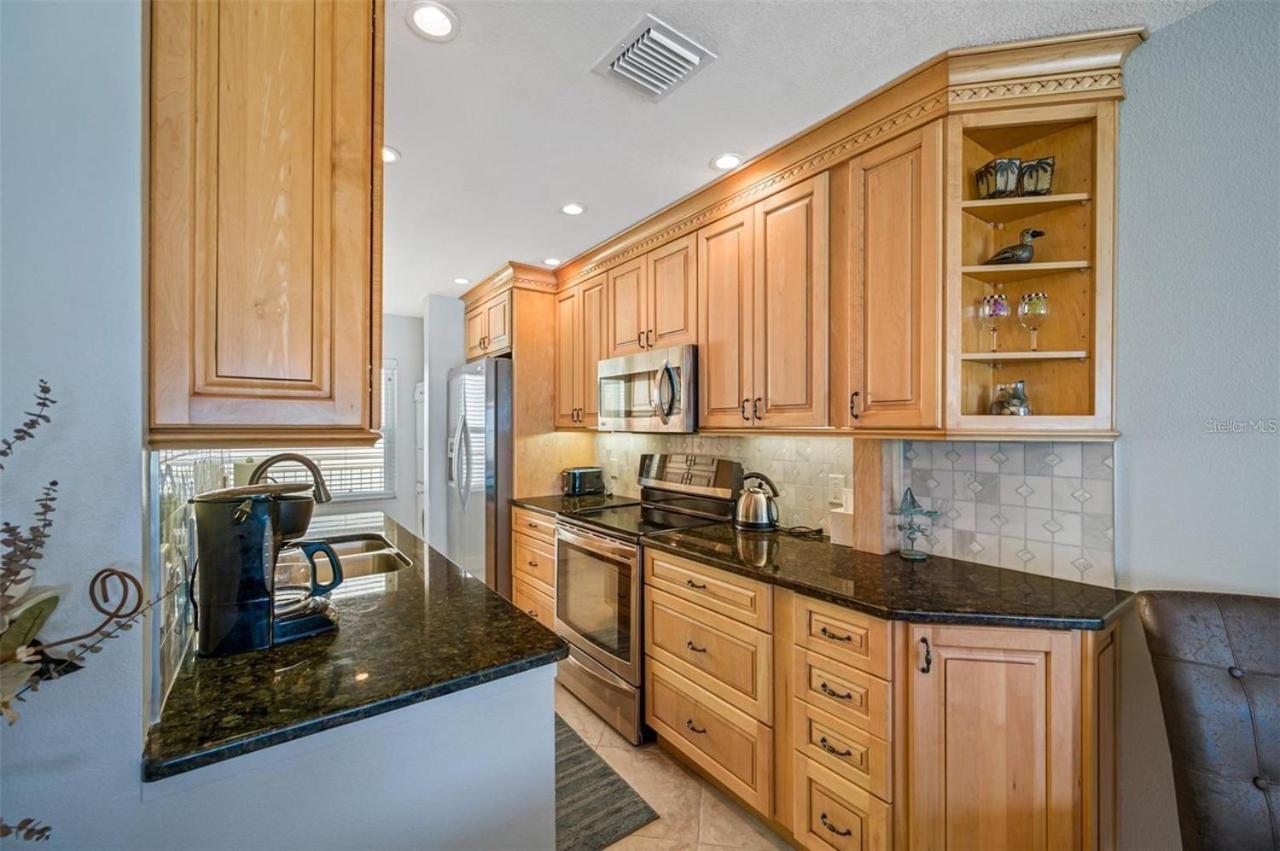 Oceanfront View Of Madeira Beach, Steps To The Beach - Madeira Norte Condo St. Pete Beach Extérieur photo